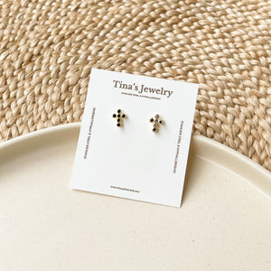 Dainty studs