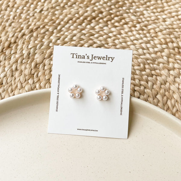 Dainty studs