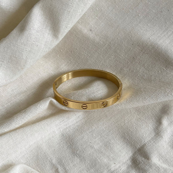 Carina Gold Bangle