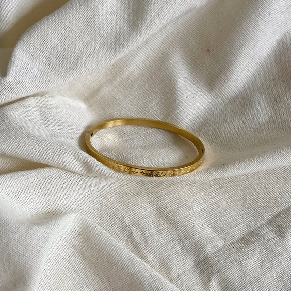 Carina Gold Bangle