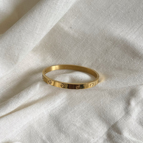 Carina Gold Bangle