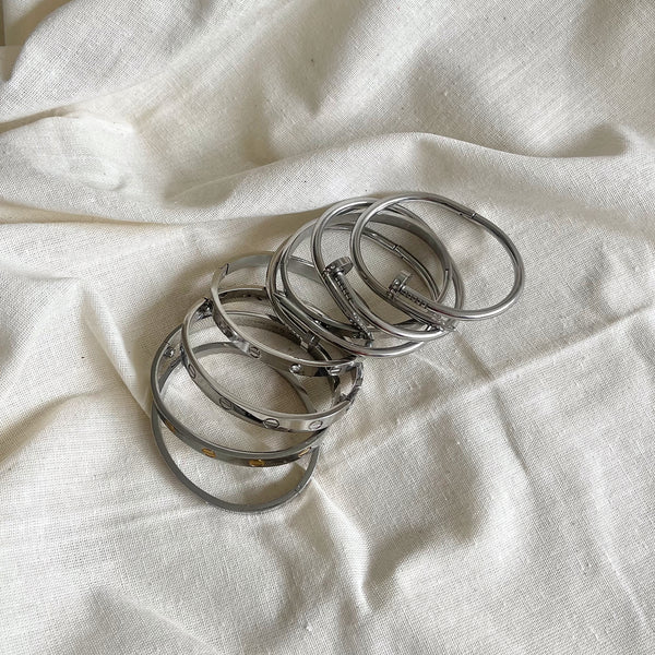 Carina Silver Bangle