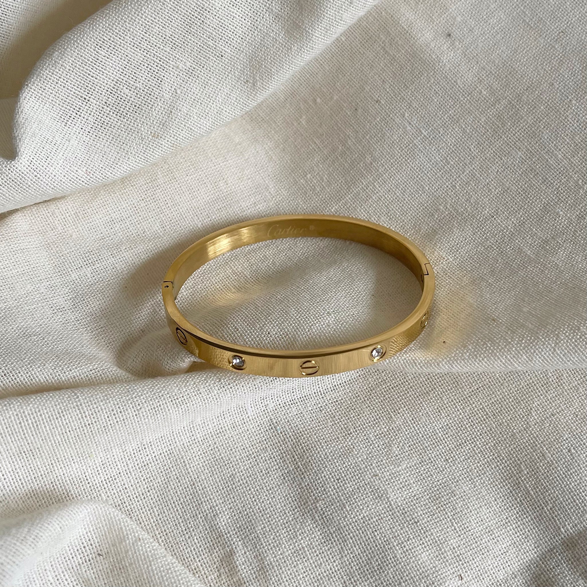 Carina Gold Bangle