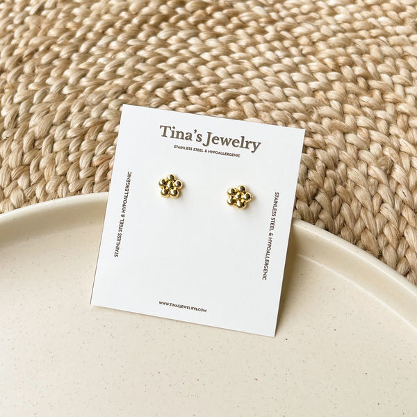 Dainty studs